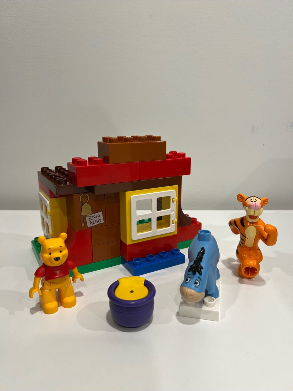 LEGO DUPLO Winnie the Pooh House Playset - Eeyore Pooh Tigger figures